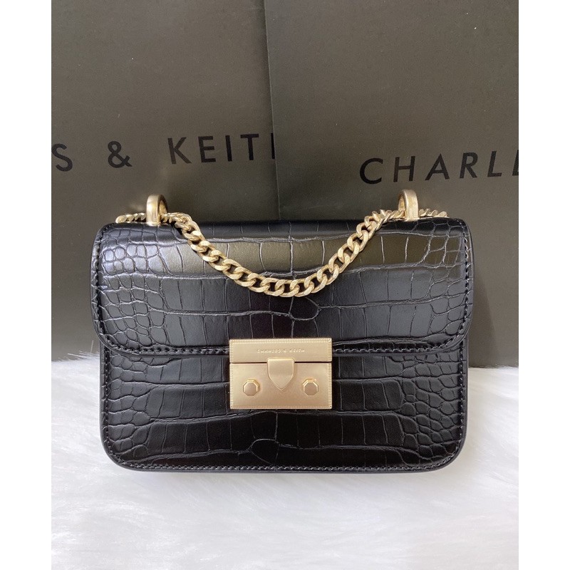 Túi xách CNK đeo chéo Textured Boxy Chain ( Hàng Auth tuồn - Full tag + túi hãng)