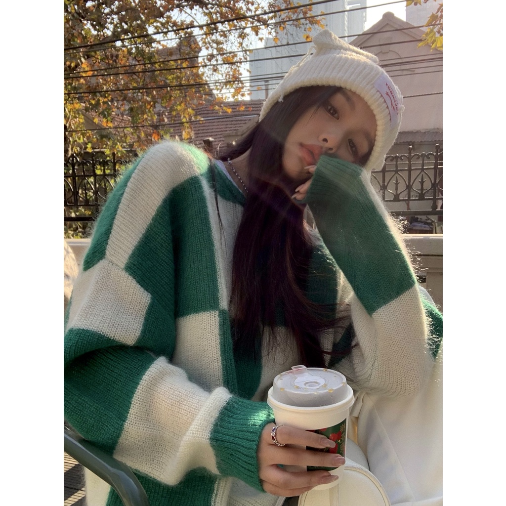 Kumivn áo len nam nữ dáng rộng họa tiết ô vuông xanh lá cây mix trắng ulzzang Hàn Quốc