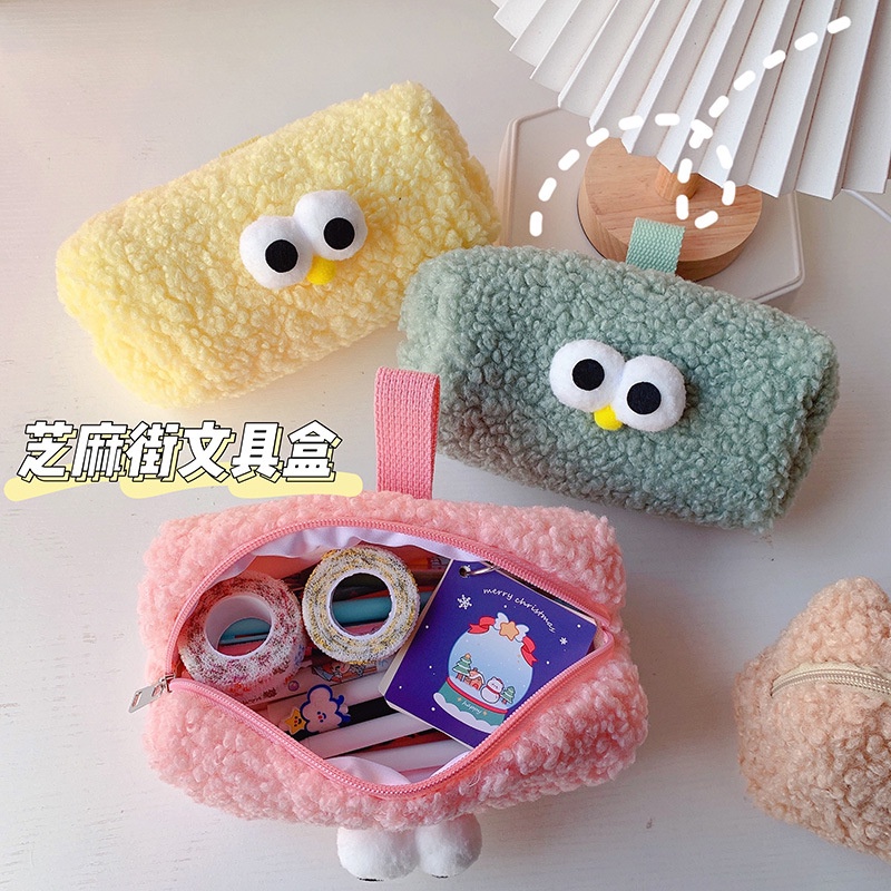 Hộp đựng bút, túi đựng bút lông xù đôi mắt dễ thương KT22*12cm