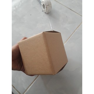 50 hộp 10.5x10.5x10.5 cm