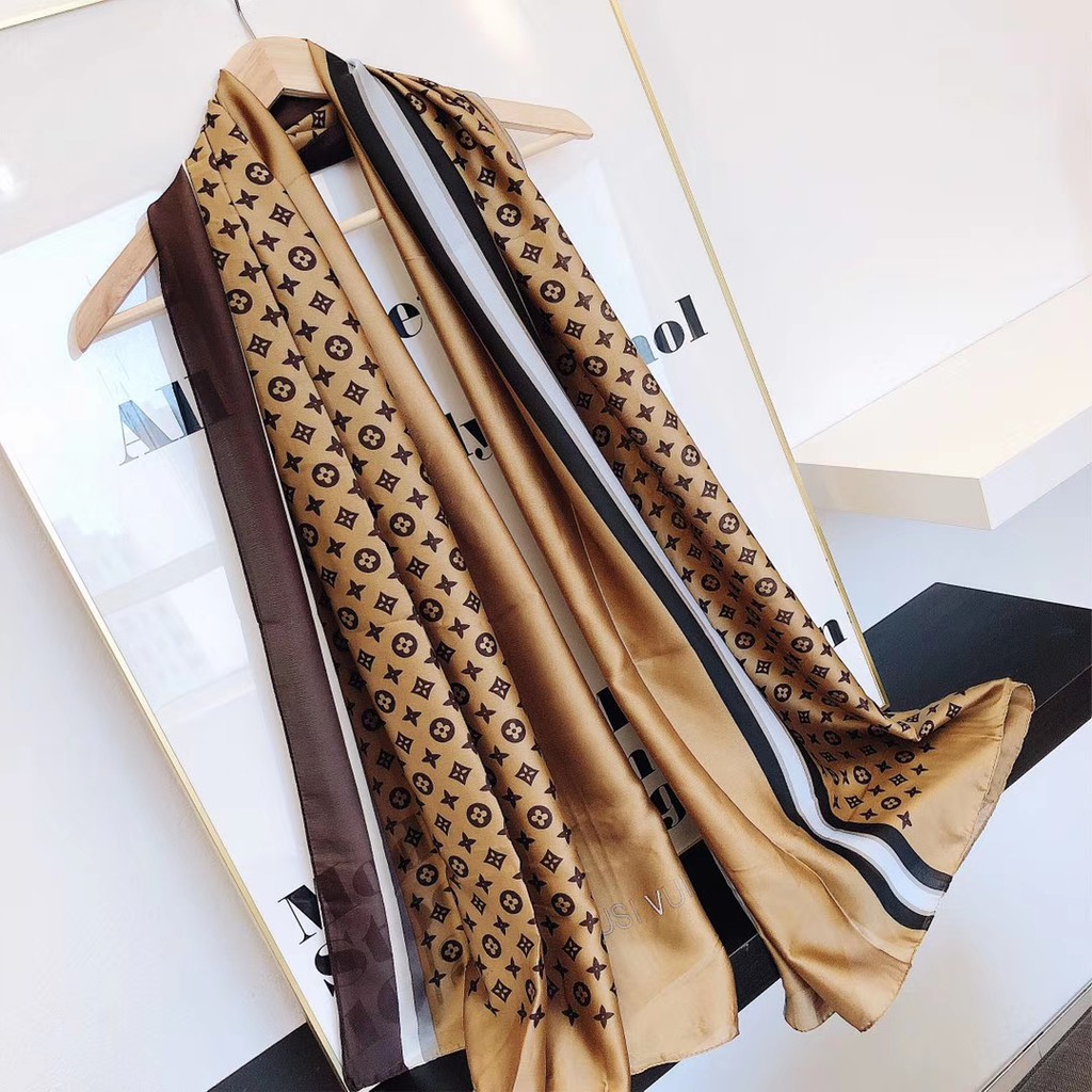 Khăn Choàng Lụa Dài In Họa Tiết Hoa Thời Trang Đi Biển Mùa Hè Mới Cho Nữ