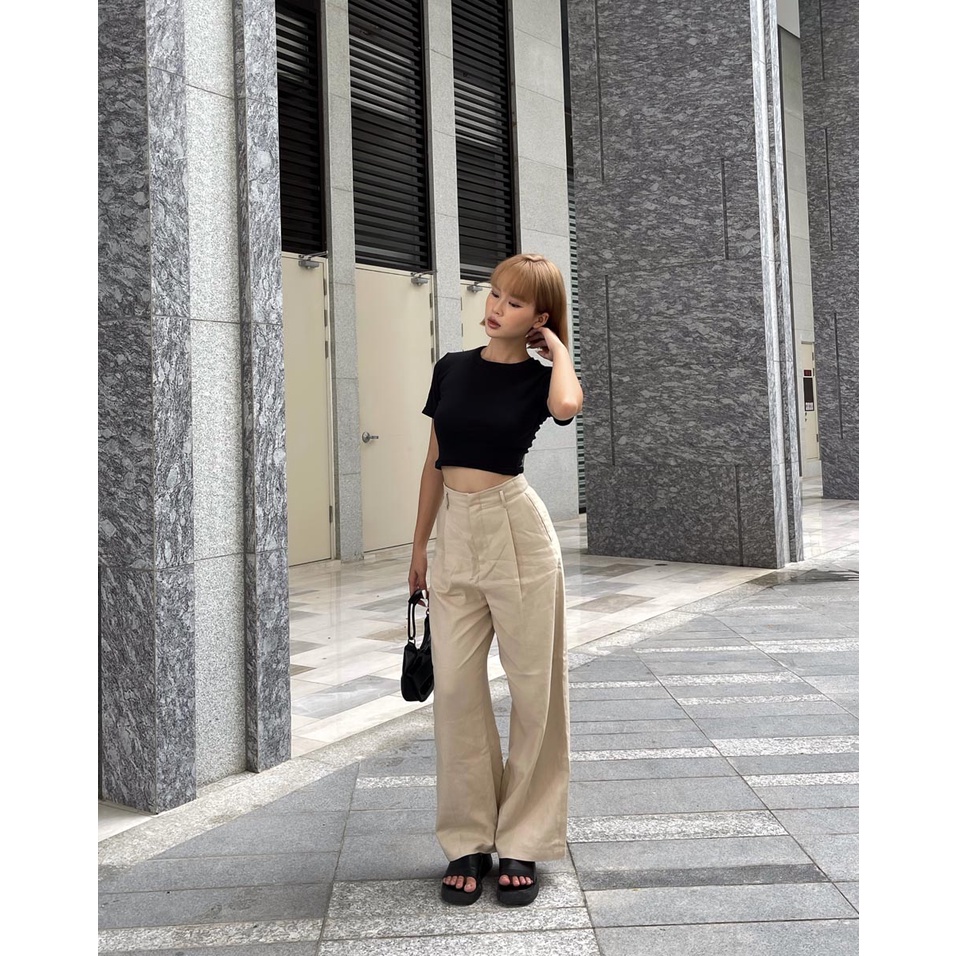 Quần dài ống suông xếp 1 li trước sam lai thời trang GAGO màu kem GO4104