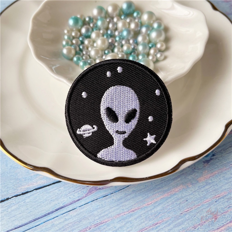 ☸ Miếng Dán Ủi Quần Áo Họa Tiết Trắng Đen Cổ Điển ☸ 1 Cái Tự May Thêu Trên Sắt Trên Huy Hiệu Miếng Vá