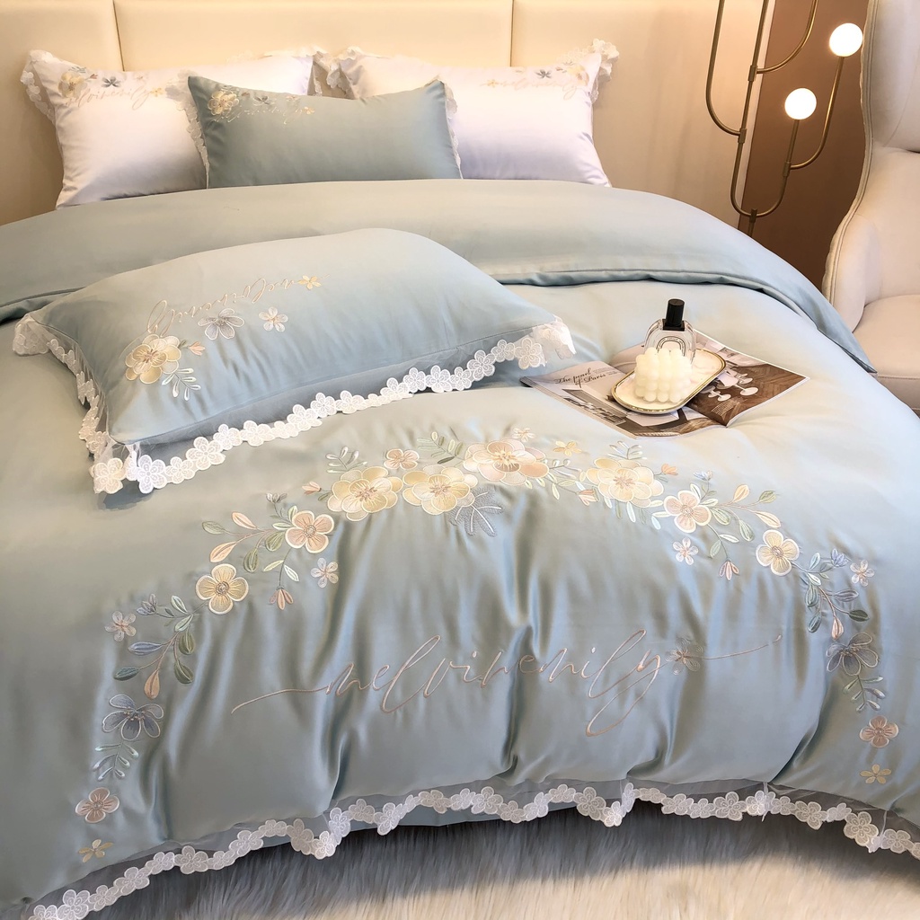 Bộ chăn ga gối lụa thêu nguyệt quế đẹp, Vải lụa silk mềm mại mượt ưu điểm không nhăn không xù dễ dàng giặt