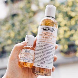 Toner hoa cúc kiehl's calendula extract toner