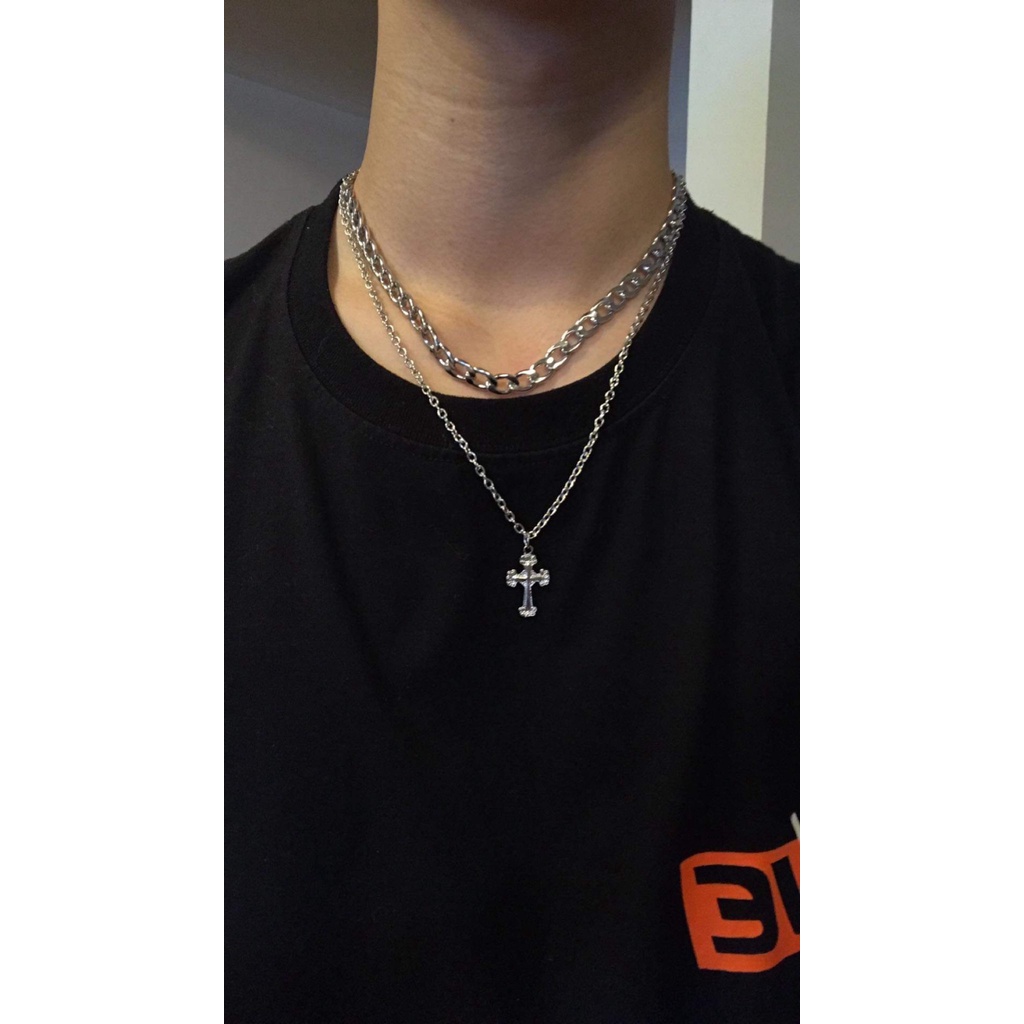 Vòng cổ nam nữ titan màu bạc Kuuclothes độc đáo cá tính 2 tầng khoá rời xích trơn và dây chuyền chữ thập - VC Đôi Carmen
