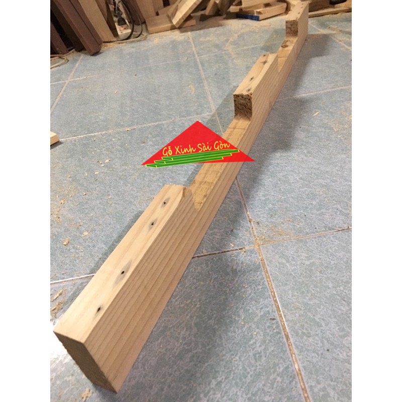 Đố khuyết gỗ thông dùng để đóng chân giường pallet dài 1m1, cao 9cm, dày 3cm đã bào láng đẹp