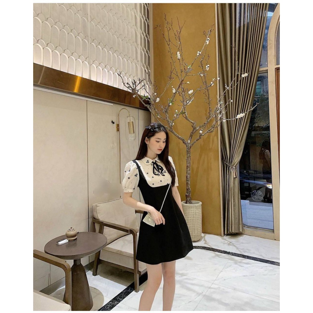 Đầm phối hoa xếp li ngực