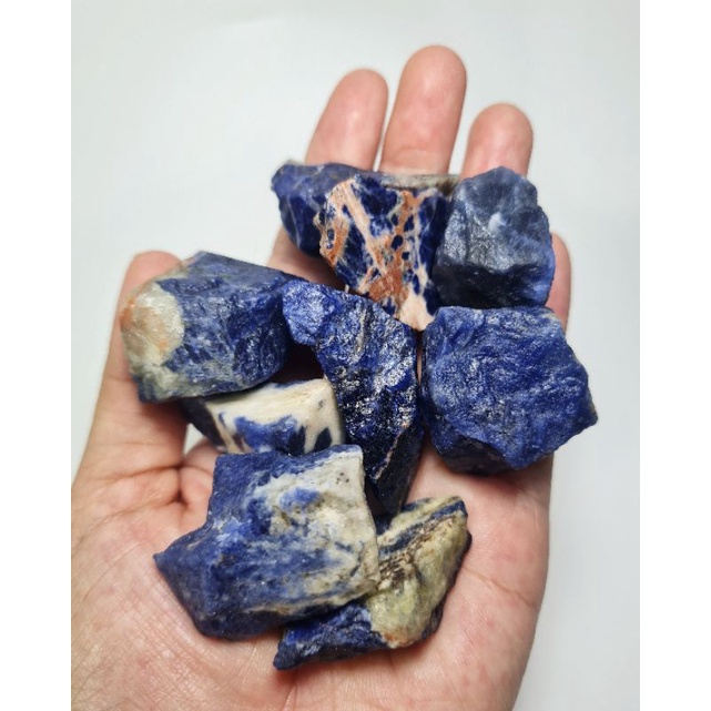Đá thô tự nhiên Sodalite có 2 kích cỡ dùng sưu tầm, thanh tẩy...