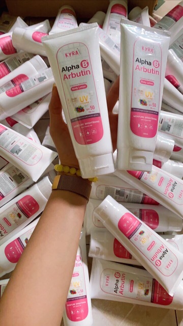 Dưỡng thể kích trắng alpha Arbutin Thái Lan - 300ml | BigBuy360 - bigbuy360.vn