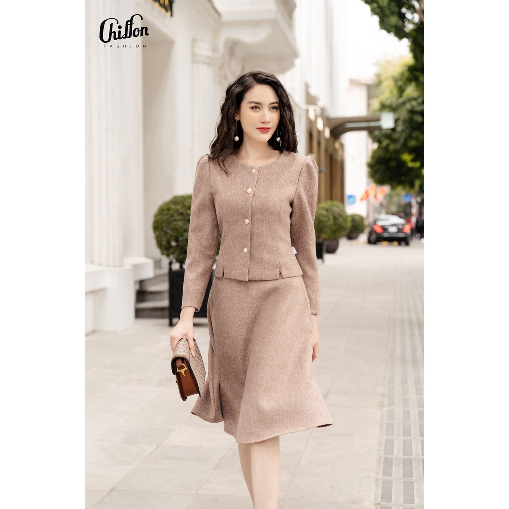 Chân váy dạ dáng xòe, khóa kéo sau thiết kế by Chiffon | BigBuy360 - bigbuy360.vn