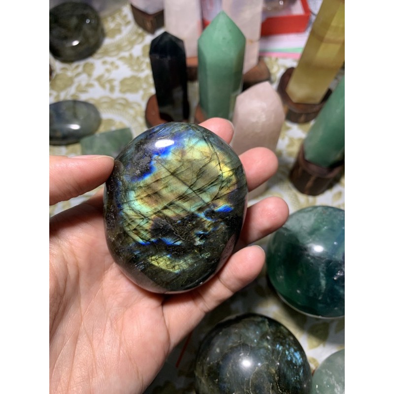 Labradorite - Đá xà cừ dùng trang trí phong thủy | BigBuy360 - bigbuy360.vn