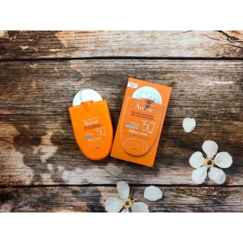 Kem Chống Nắng Vật Lý Avene Reflexe Solaire SPF 50+
