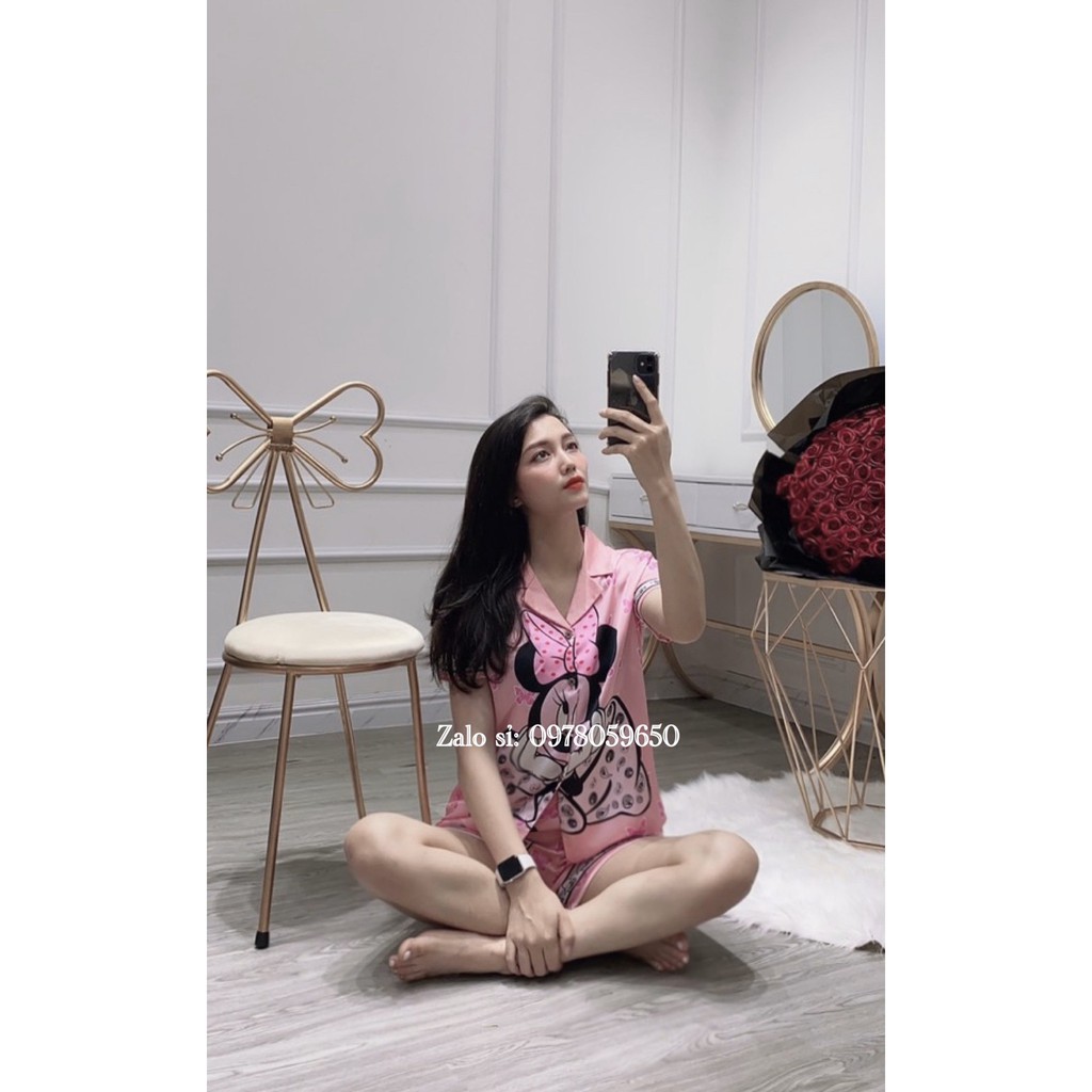 Bộ pijama lụa cổ phối quần đùi chất đẹp