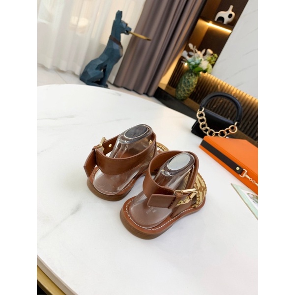 Sandal nữ Louis Vuitton LV da thật cao cấp phối quai cói mẫu mới 2021