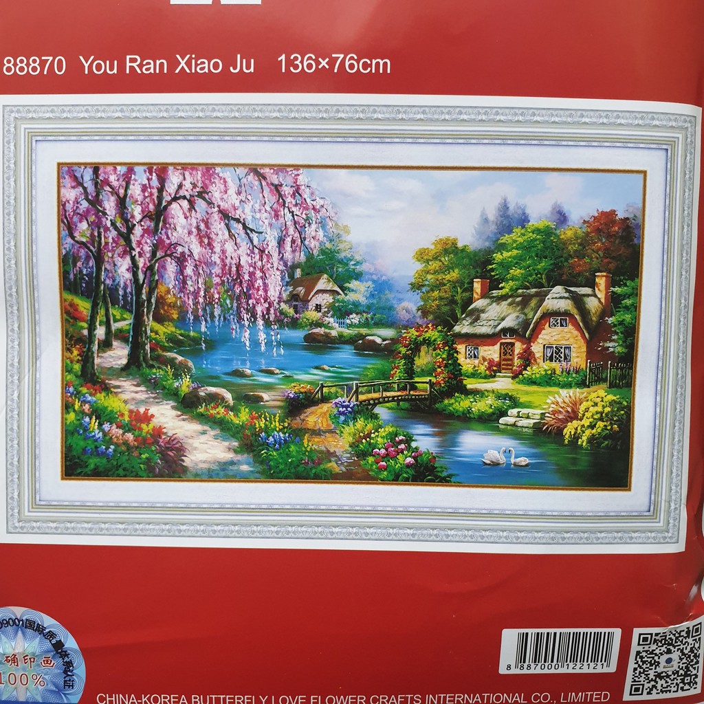 Tranh Thêu Chữ Thập PHONG CẢNH NGÔI NHÀ VEN SÔNG. Kích Thước: 1m36 x 76cm