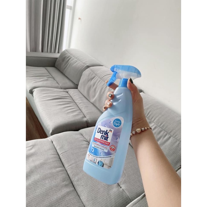 Chai xịt thơm chống nhăn, hỗ trợ là quần áo Denkmit Textilerfrischer 750ml