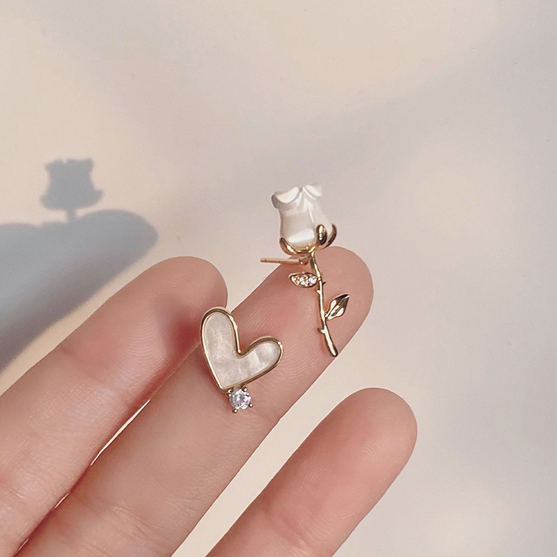 Bông Tai Đính Đá Hình Hoa Hồng Phong Cách Hàn Quốc