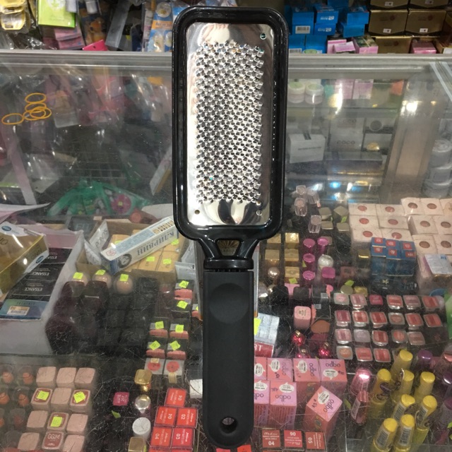 Dụng cụ chà gót chân cán và viền bọc nhựa (1 đầu)