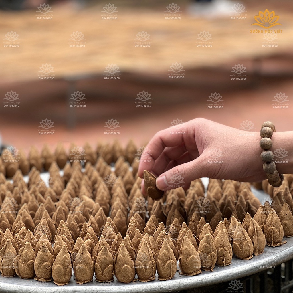 Nhang Nụ Trầm Hương Khói Ngược Sạch Nguyên Chất Tự Nhiên Không Hoá Chất Xưởng Mộc Việt - Túi 500G ( Tầm 200 Nụ Sen )