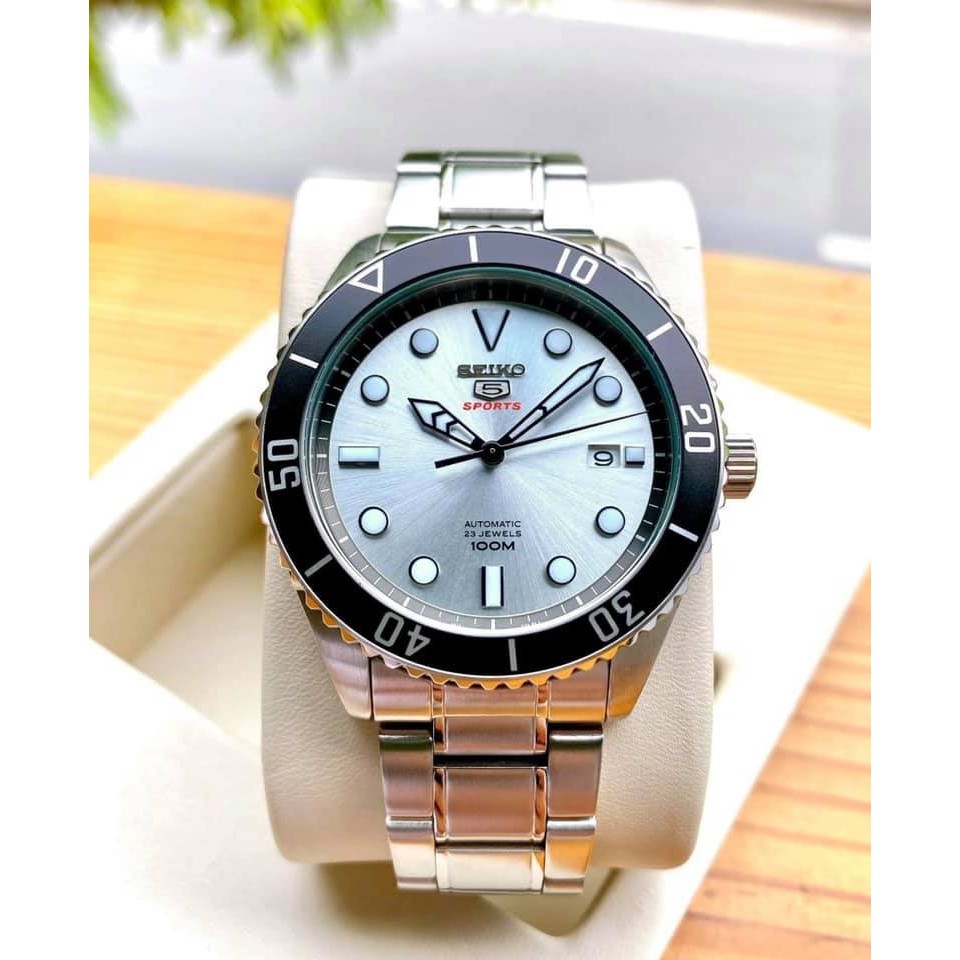 Đồng hồ nam SEIKO 5 SPORT AUTOMATIC SRPB87K1