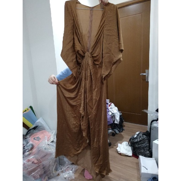 Đầm lụa cánh dơi cổ V xẻ sâu xoắn eo VNXK Zara dáng dài maxi xẻ tà đắp chéo sexy đi biển xuất khẩu dư xịn