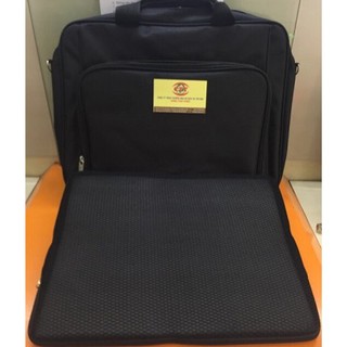 Bộ combo gồm: 1 cặp đựng laptop 15.6 inch + 1 túi chống sốc xốp dày