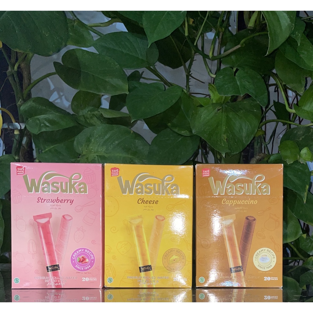 Bánh Quế Wasuka Premium Rolled Wafer Vị Dâu (Hộp 240g)