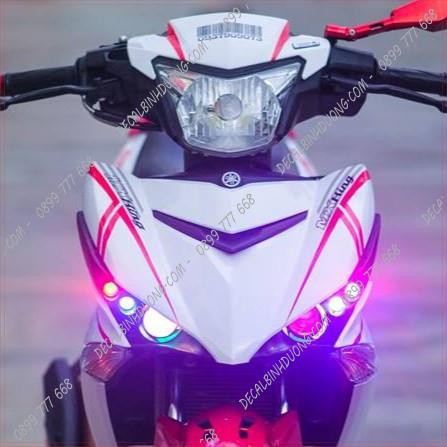 Tem Xe Máy - Decal Trùm Exciter 150 Trắng Đường Viền Đỏ Đơn Giản Nhất