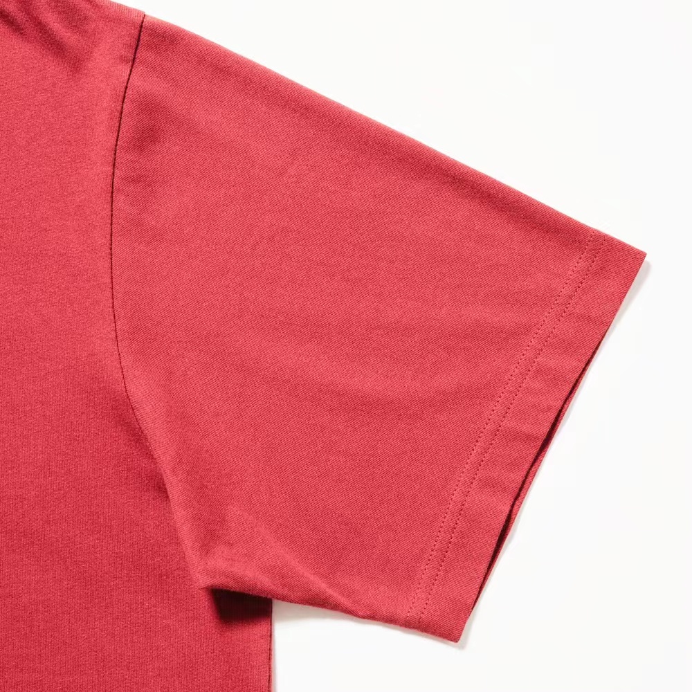 Uniqlo ut nam / nữ / cặp đôi one piece film red print t-shirt tay ngắn 453660