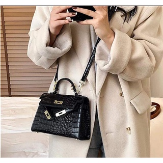 Túi xách H.M Size 20 Da Rắn Hottrend (CÓ ẢNH THẬT)