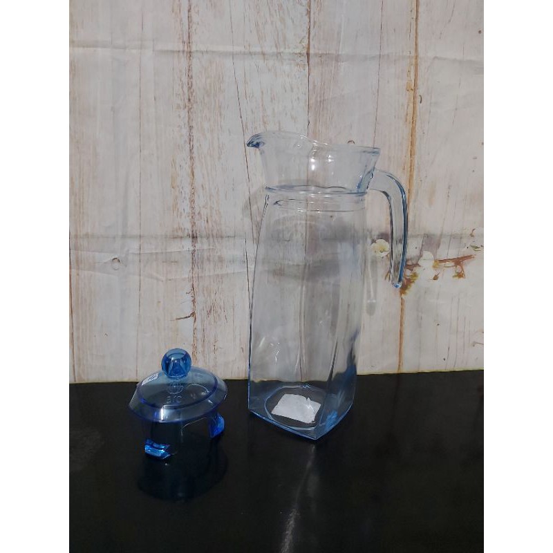 Bình đựng nước thủy tinh 1.3 lít Luminarc Flame