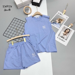 Sát nách xanh trời