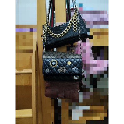 Túi xách CN thêu lưới dây chuyền kim cương huy hiệu cách điệu Ulzzang siêu xinh ❤️
