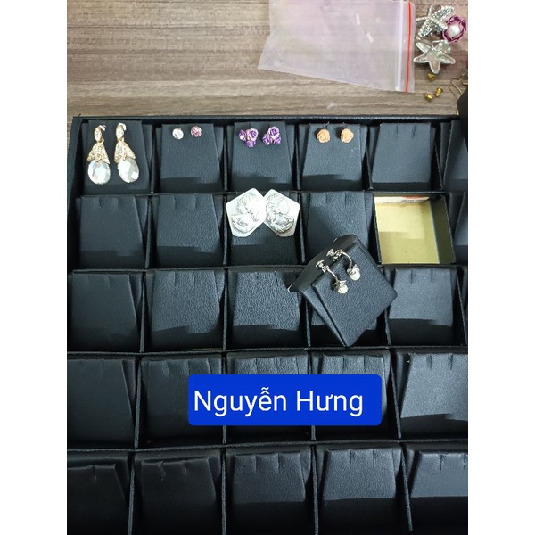 Khay trưng bông bằng da có nắp kính
