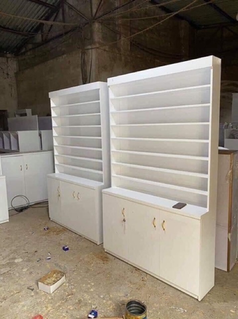 Tủ Kệ Mỹ Phẩm