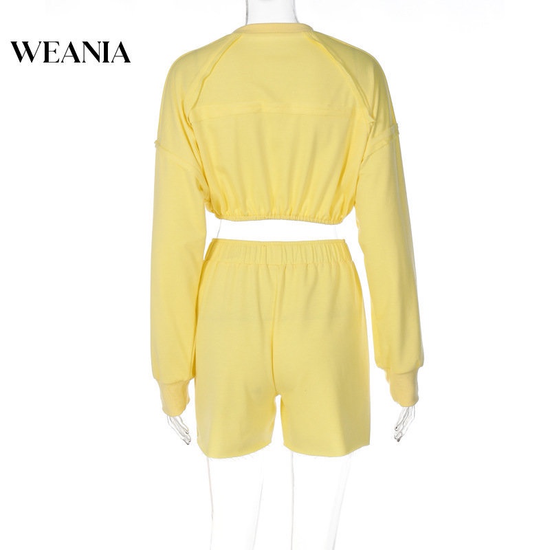 Bộ Áo Sweater Dài Tay + Quần Short Xinh Xắn Dành Cho Nữ