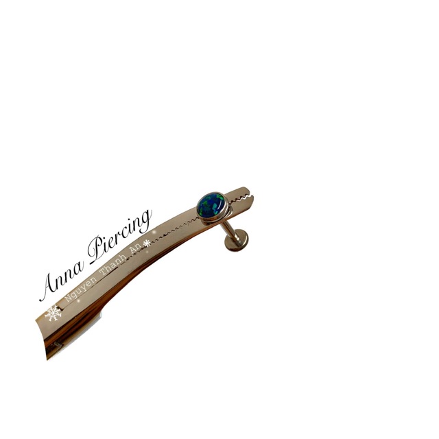 Khuyên tai đá opal xanh lá bằng thép y tế xỏ khuyên piercing