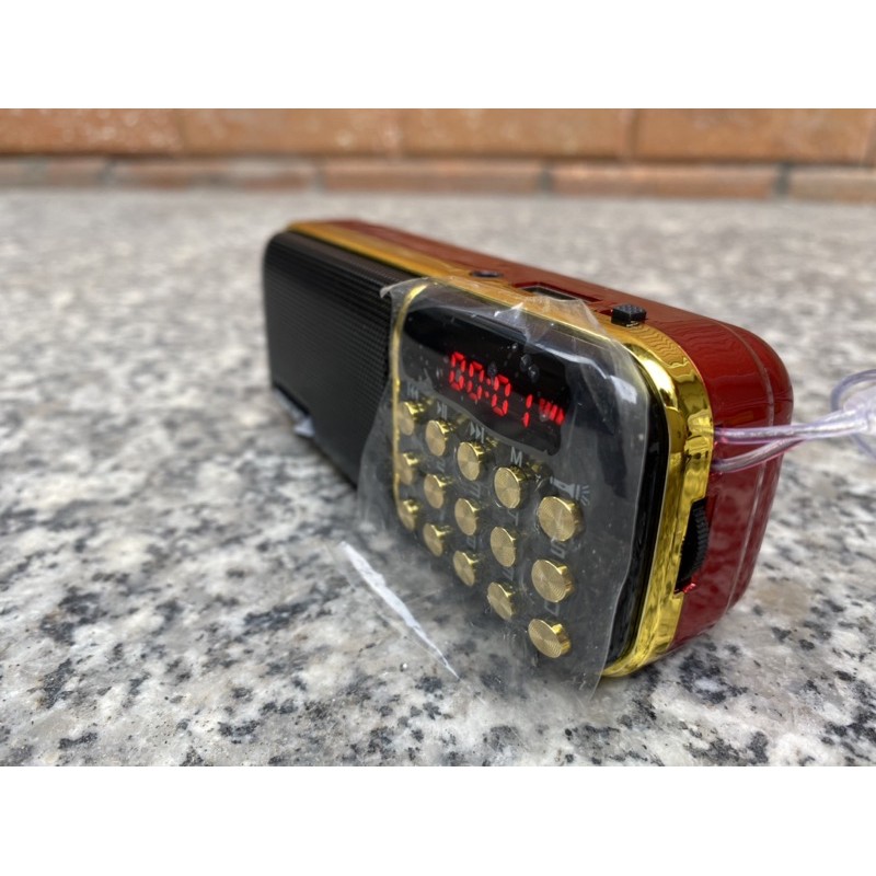 ĐÀI FM BKK K-51 ĐÈN LED ĐỌC ÚB, THẺ NHỚ