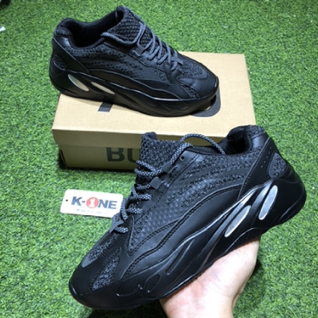 [FreeShip+BOX+Bill+TẤT] Yz 700 new đen full phản quang - Giày thể thao nam nữ size 36-44 | BigBuy360 - bigbuy360.vn