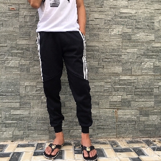 Quần Jogger Nam Phối Sọc Lửng