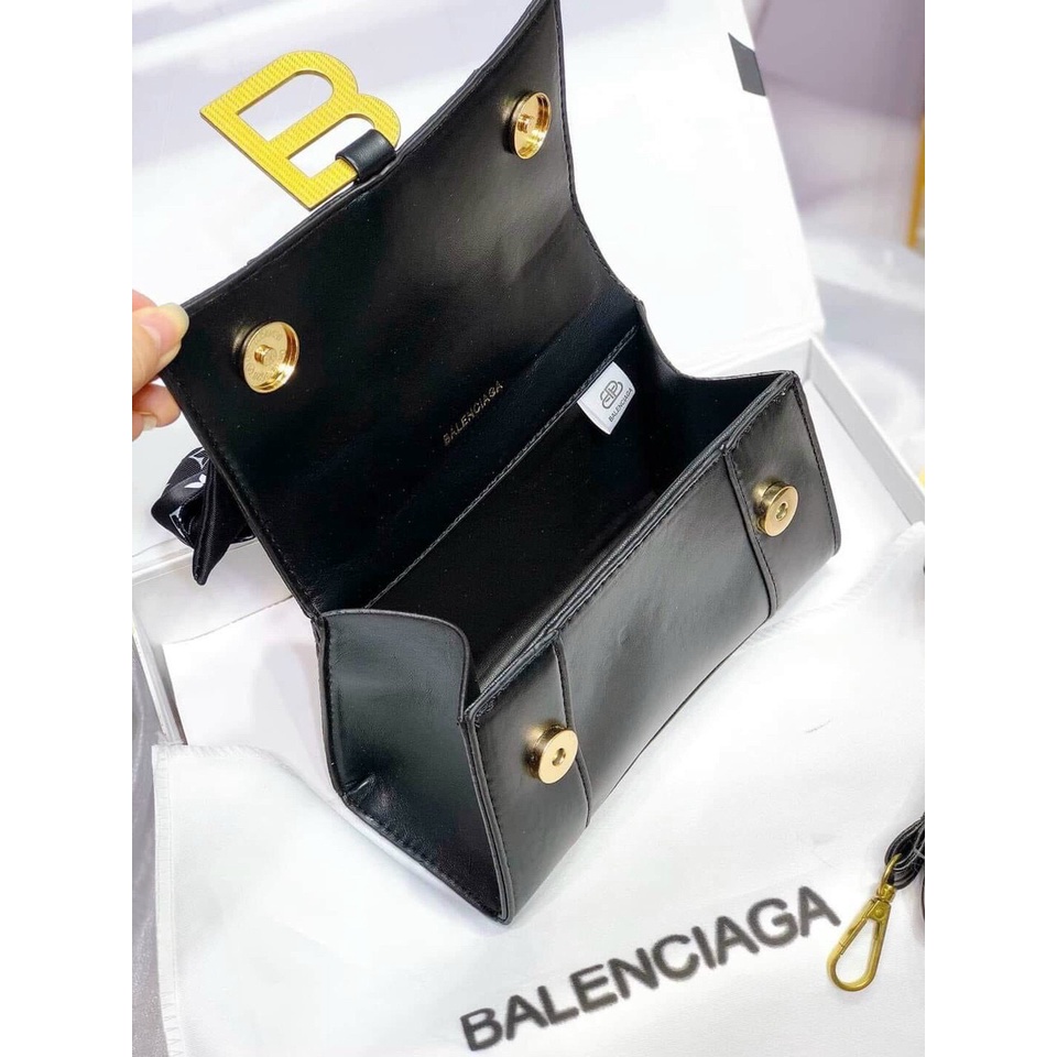 Túi xách Balen.ciaga hàng Full box bill đầy đủ Size 19/Túi Balen.ciaga Full box nguyên seal dòng dập vân size 19