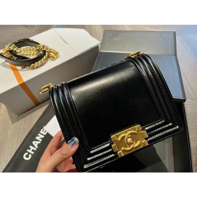 Túi Xách Thời Trang💙💙Chanel Boy Supper 2022 Màu Đen size 19Cm