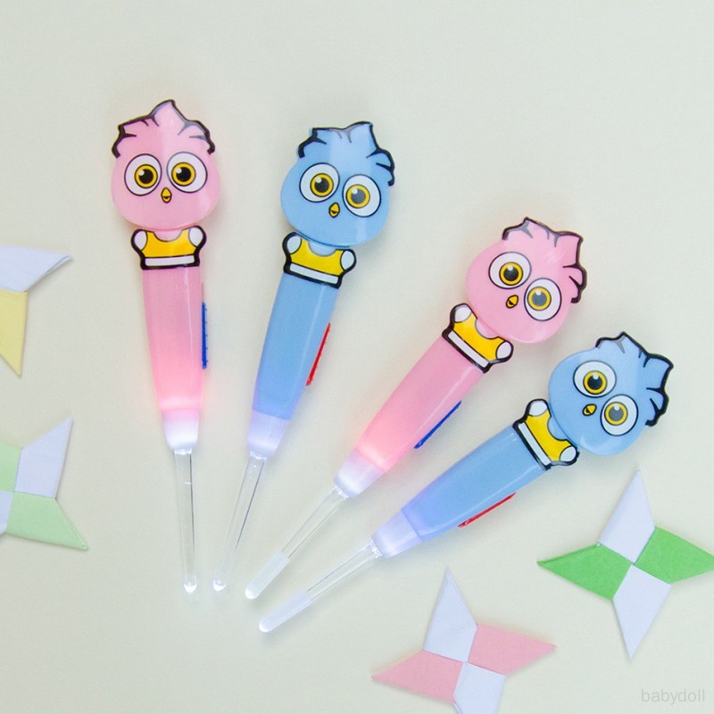 Dụng Cụ Lấy Ráy Tai Có Đèn Dạ Quang Hình Hoạt Hình Dễ Thương Cho Bé