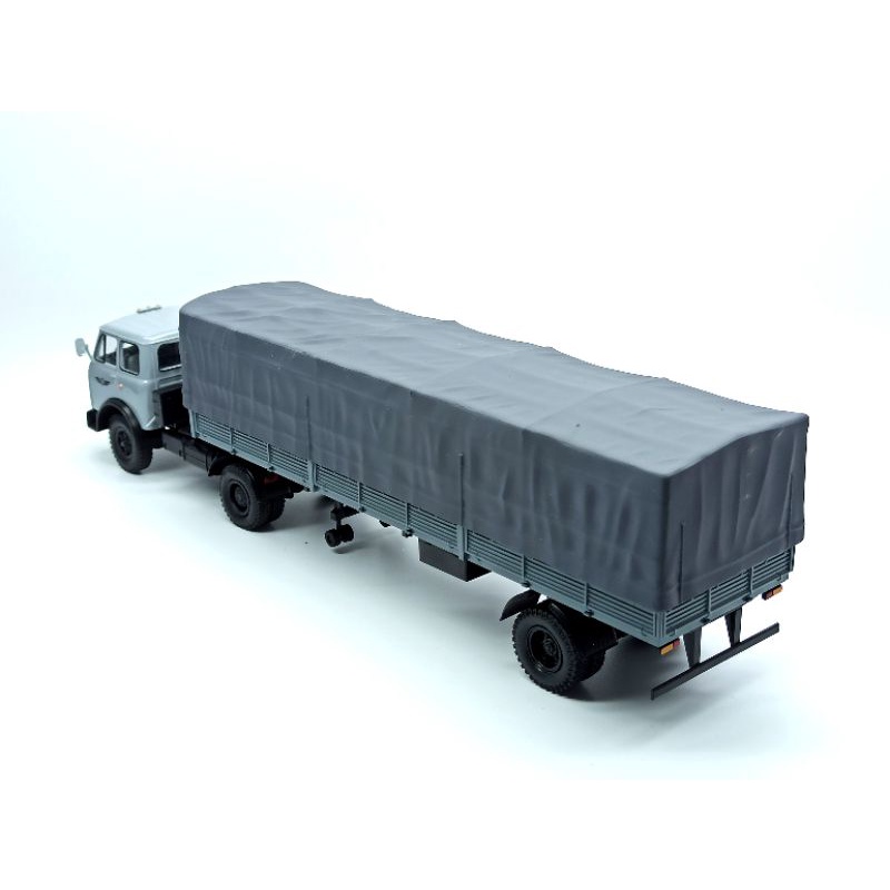 Mô hình xe Maz đầu kéo & mooc