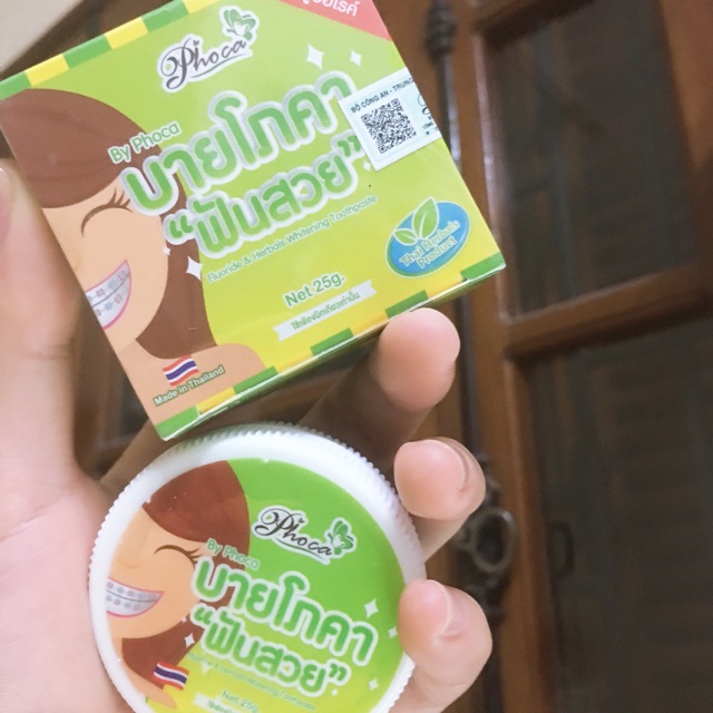 Kem đánh răng