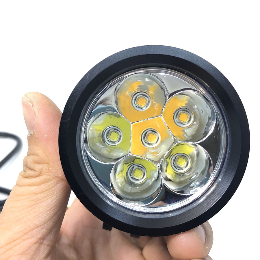 Đèn Trợ Sáng M6 MOTOFAN 2 Màu [ 1 Chiếc ]