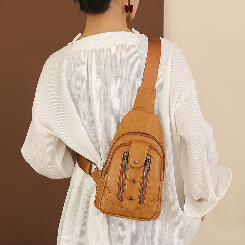 Túi Da Đeo Chéo Ngực Phong Cách Retro Cá Tính Cho Nữ