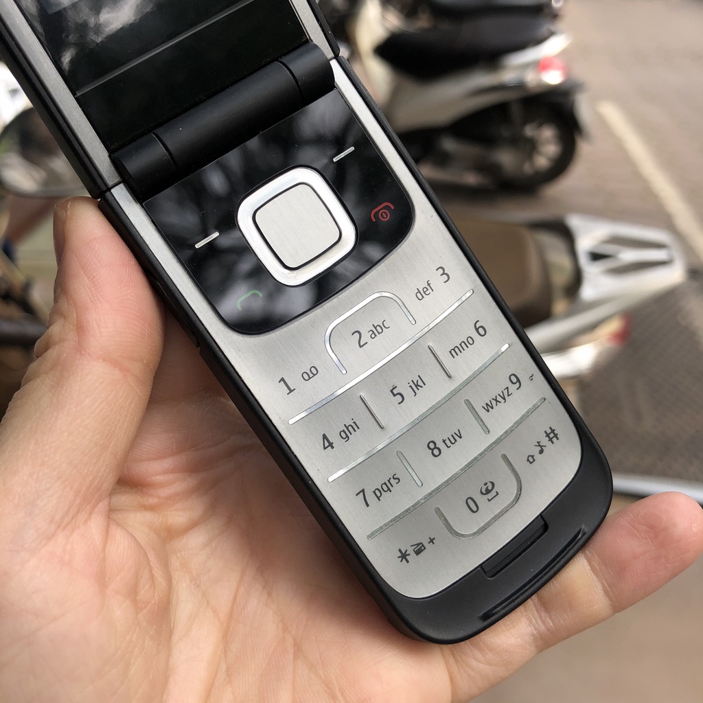 Điện thoại cổ Nokia 2720 zin đẹp chính hãng 100%