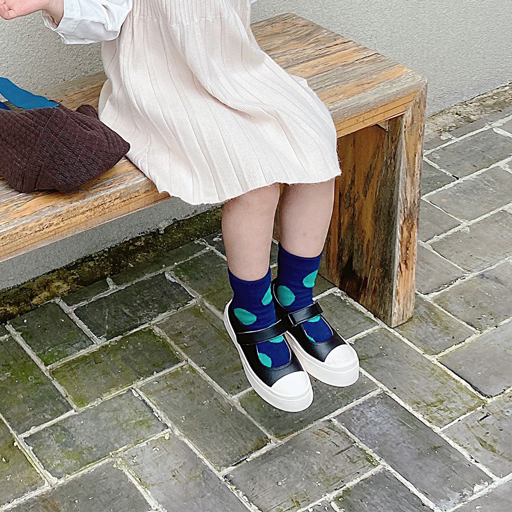 Đôi Tất Cotton Họa Tiết Chấm Bi Xinh Xắn Cho Bé